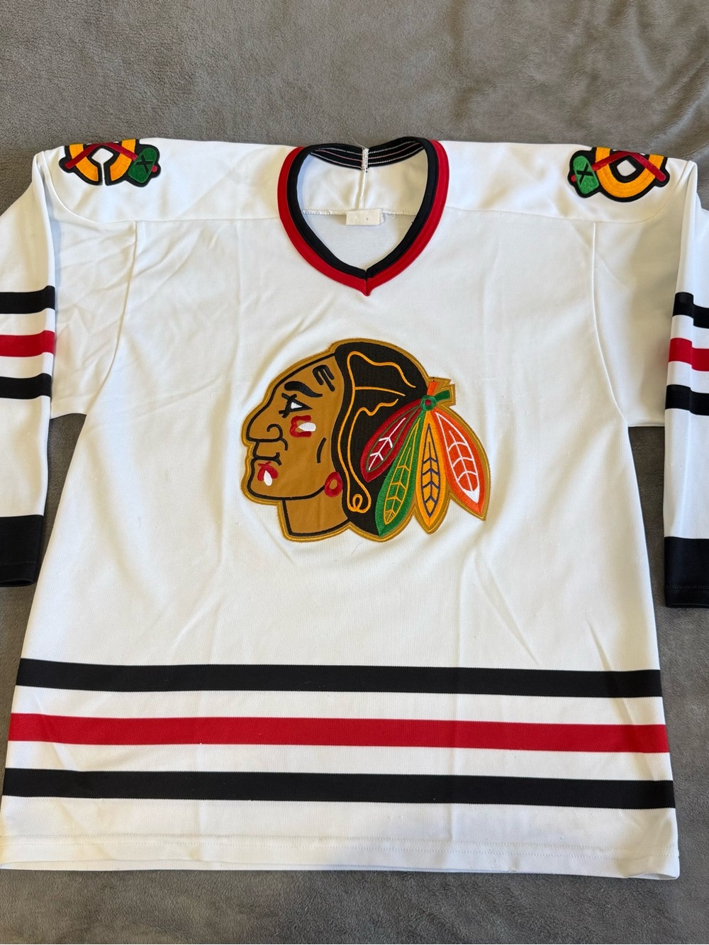 Vintage Chicago Blackhawks Jersey NHL Hockey White CCM Mens Medium
